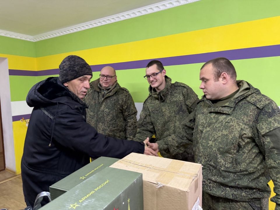 Отдел по ОЖД пгт Центральный совместно с заведующей библиотекой № 7 Татьяной Шевля и Председателем Советов ветеранов Любовью Федоровой состоялась встреча поколений Отдел по ОЖД пгт Центральный совместно с заведующей библиотекой № 7 Татьяной Шевля и Председателем Советов ветеранов Любовью Федоровой состоялась встреча поколений