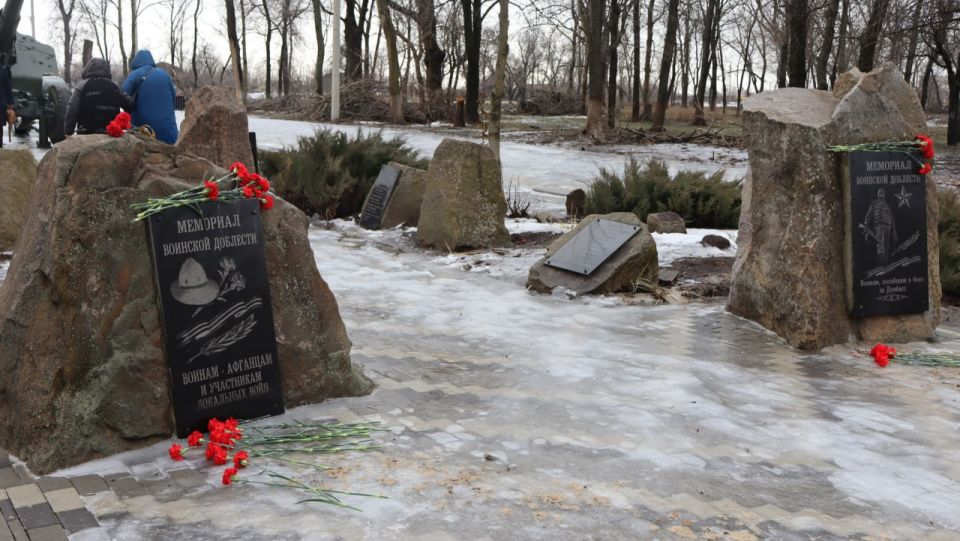 В Перевальском районном дворце культуры состоялся концерт В Перевальском районном дворце культуры состоялся концерт