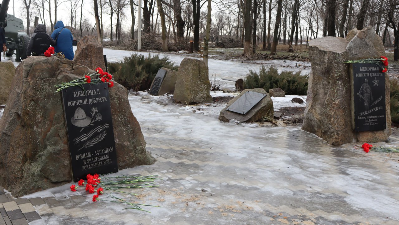 В Перевальском районном дворце культуры состоялся концерт В Перевальском районном дворце культуры состоялся концерт