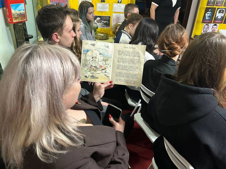 В Музее истории города Первомайска прошел тематический час, посвященный непростому периоду - выводу советских войск из Афганистана В Музее истории города Первомайска прошел тематический час, посвященный непростому периоду - выводу советских войск из Афганистана
