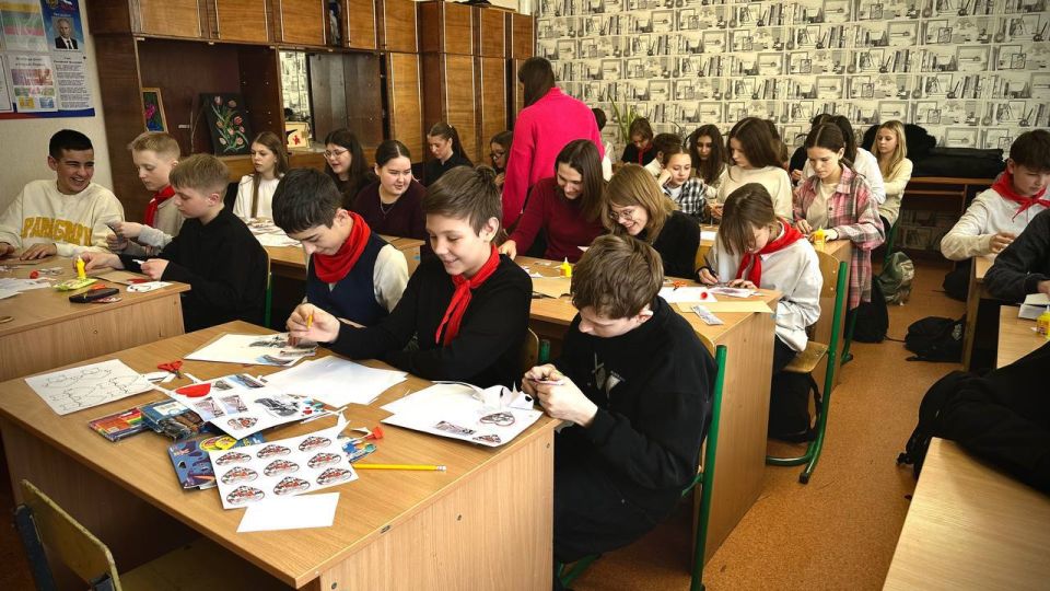 Память жива: уроки мужества и любви к Родине для юных луганчан Память жива: уроки мужества и любви к Родине для юных луганчан