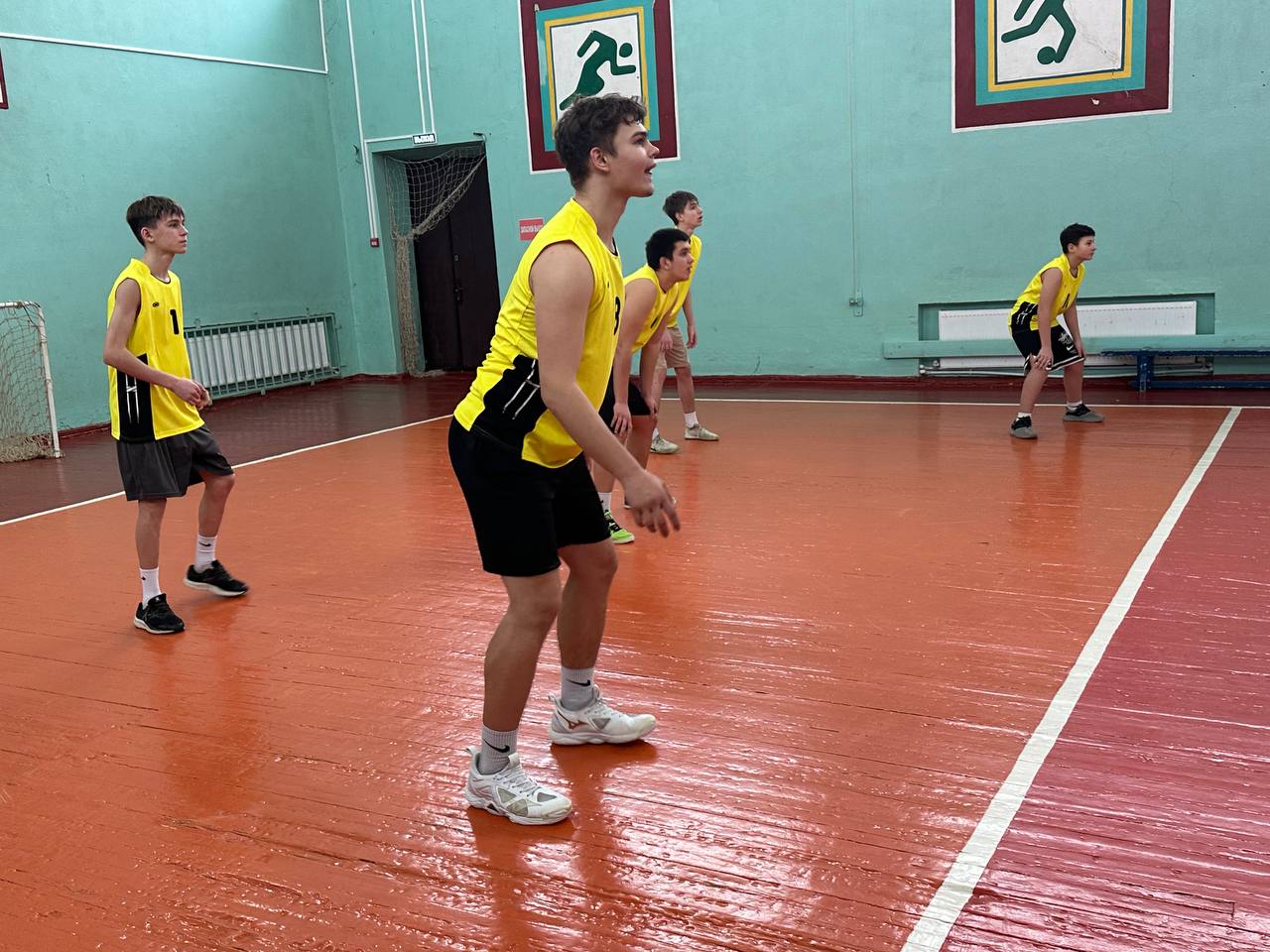 Волейбольные баталии посвященные 37-летию вывода советских войск из республики Афганистан Волейбольные баталии посвященные 37-летию вывода советских войск из республики Афганистан