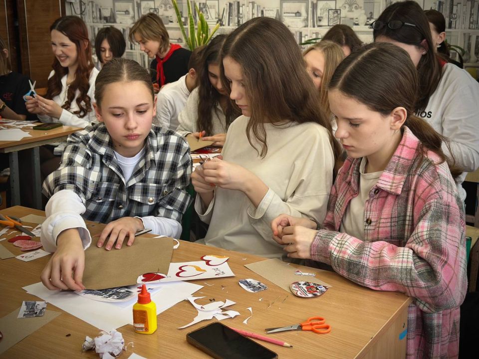 Память жива: уроки мужества и любви к Родине для юных луганчан Память жива: уроки мужества и любви к Родине для юных луганчан