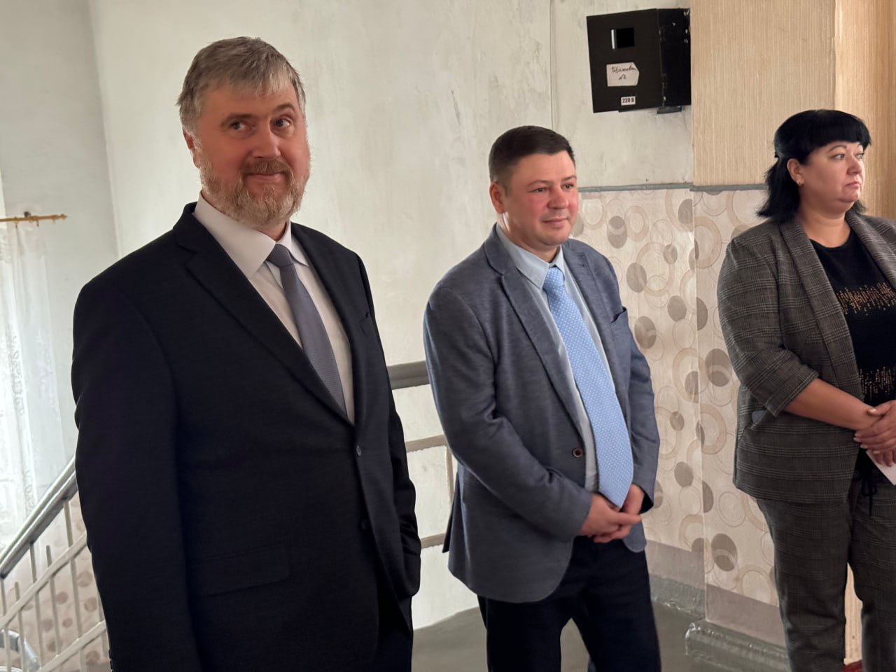 Константин Бутримов: ВСТРЕЧА, КОТОРАЯ ОТКРЫВАЕТ НОВЫЕ ГОРИЗОНТЫ: О ВИЗИТЕ ПЕТЕРБУРГСКИХ КОЛЛЕГ В АНТРАЦИТ Константин Бутримов: ВСТРЕЧА, КОТОРАЯ ОТКРЫВАЕТ НОВЫЕ ГОРИЗОНТЫ: О ВИЗИТЕ ПЕТЕРБУРГСКИХ КОЛЛЕГ В АНТРАЦИТ