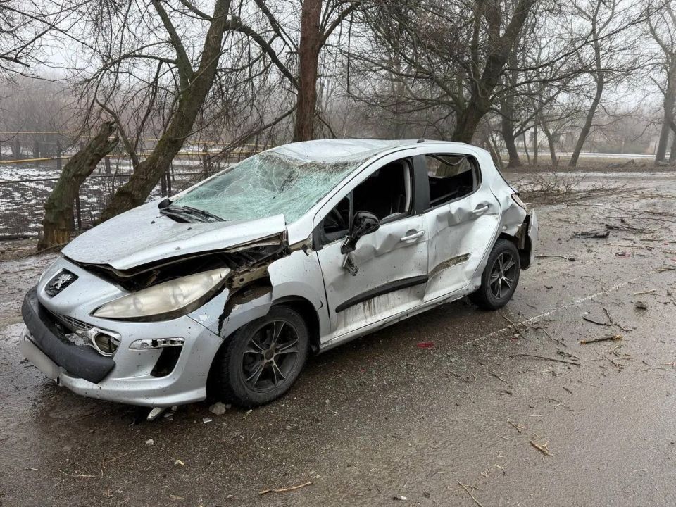 В ЛНР 19 человек получили ранения в результате массированной атаки украинских дронов В ЛНР 19 человек получили ранения в результате массированной атаки украинских дронов