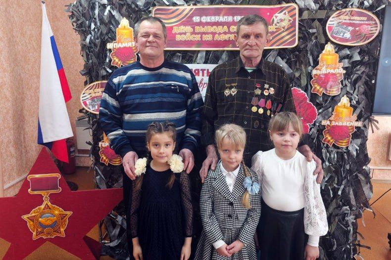 Исторический час, посвящённый афганской войне, прошёл в пгт Калининский Исторический час, посвящённый афганской войне, прошёл в пгт Калининский