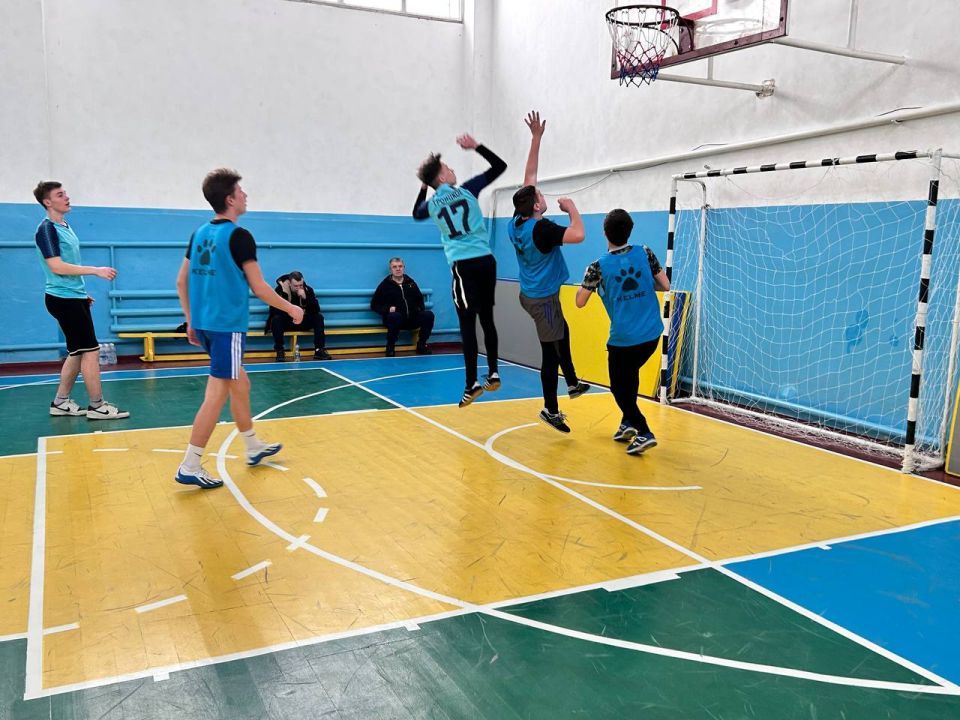 Спорт как воспитание: в Троицком округе юные баскетболисты показали силу характера и командный дух В Троицком муниципальном округе в рамках Плана физкультурных и спортивных... Спорт как воспитание: в Троицком округе юные баскетболисты показали силу характера и командный дух В Троицком муниципальном округе в рамках Плана физкультурных и спортивных...