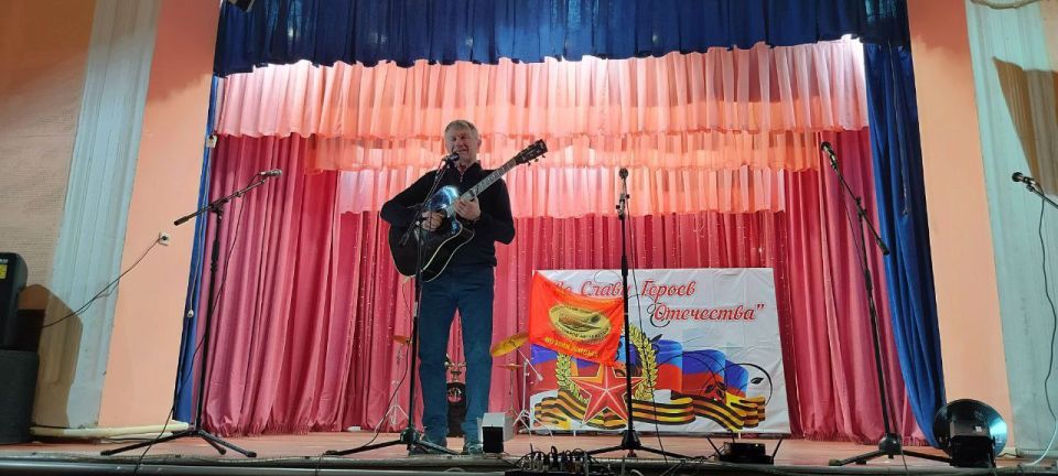 В Белолуцком Доме культуры прошла торжественная атмосфера памяти и скорби в честь 37-й годовщины вывода советских войск из Афганистана В Белолуцком Доме культуры прошла торжественная атмосфера памяти и скорби в честь 37-й годовщины вывода советских войск из Афганистана
