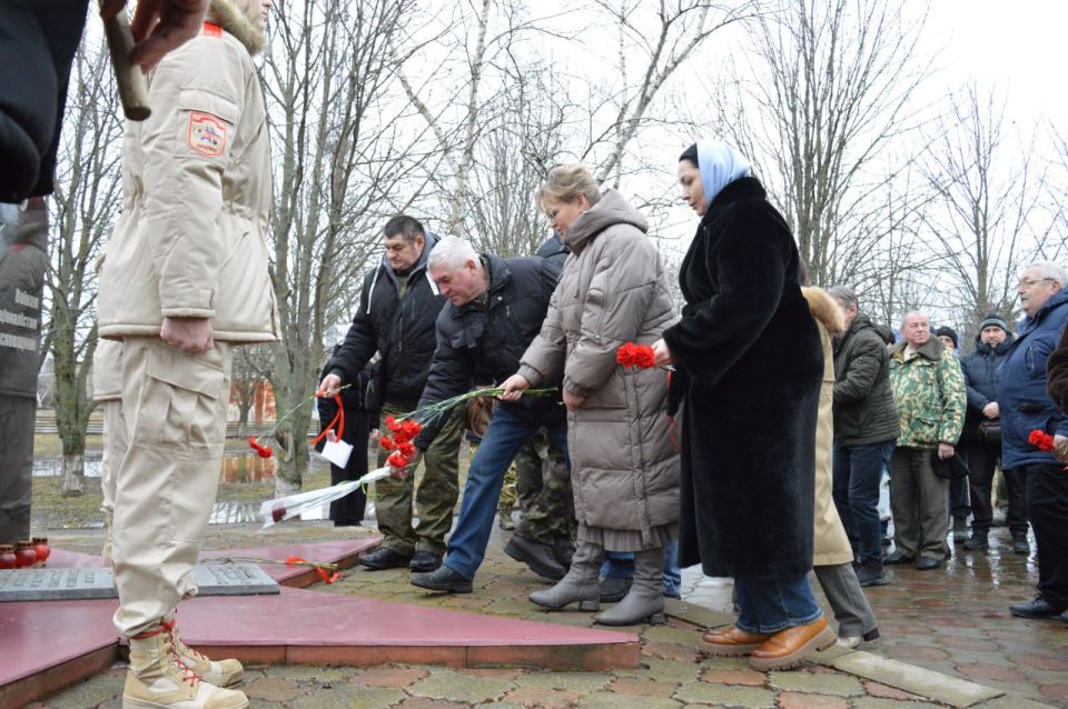 Митинг памяти в парке "Победа": 37 лет вывода советских войск из Афганистана Митинг памяти в парке "Победа": 37 лет вывода советских войск из Афганистана