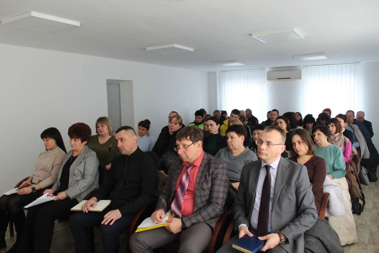 111Руководитель Отдела МВД России «Новопсковский» рассказал о противодействии кибермошенничеству представителям администрации округа, сельского и фермерского хозяйств 111Руководитель Отдела МВД России «Новопсковский» рассказал о противодействии кибермошенничеству представителям администрации округа, сельского и фермерского хозяйств