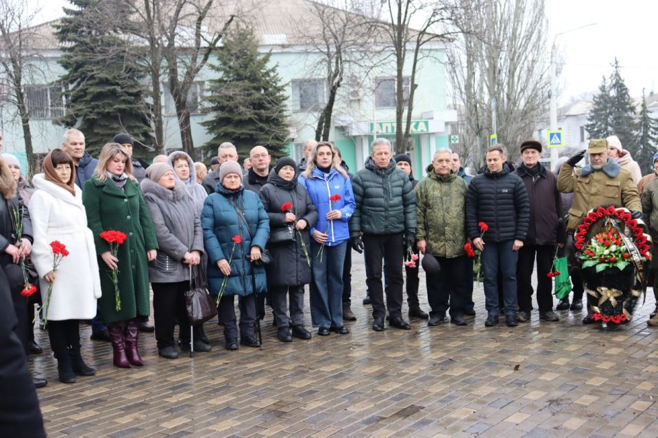 В Стаханове вспомнили земляков, не вернувшихся с афганской войны В Стаханове вспомнили земляков, не вернувшихся с афганской войны