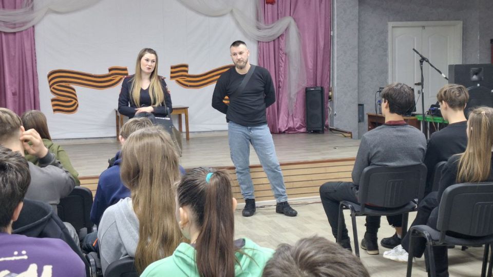 Профилактическая лекция школьникам поселка Пархоменко Профилактическая лекция школьникам поселка Пархоменко