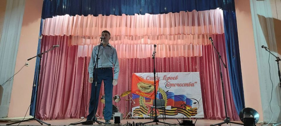 В Белолуцком Доме культуры прошла торжественная атмосфера памяти и скорби в честь 37-й годовщины вывода советских войск из Афганистана В Белолуцком Доме культуры прошла торжественная атмосфера памяти и скорби в честь 37-й годовщины вывода советских войск из Афганистана