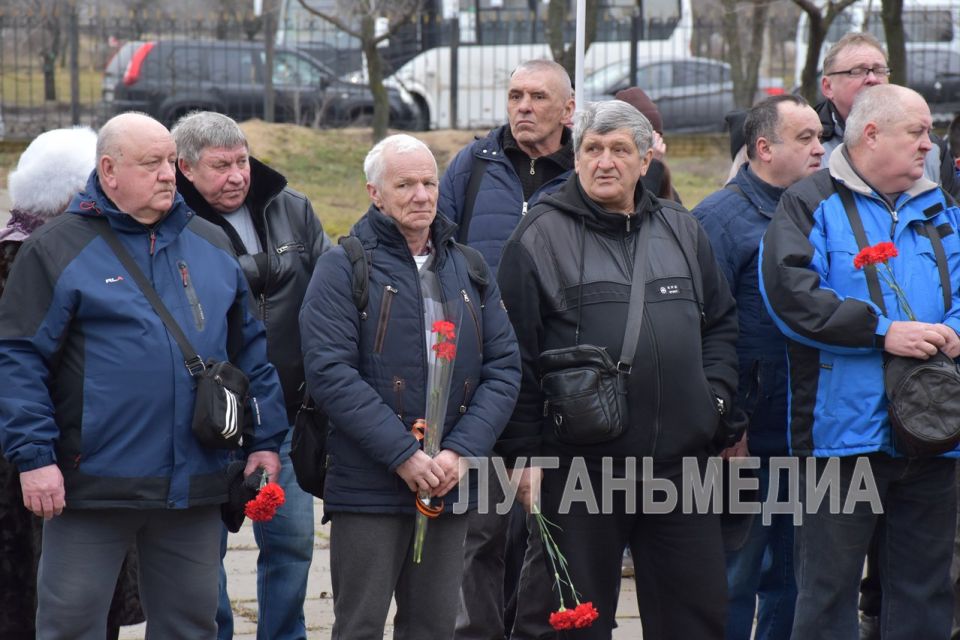 � ������������� ��������� ������-�������, ����������� 37-� ��������� ������ ��������� ����� �� ���������� ����������