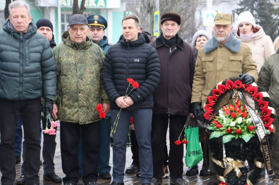 В Стаханове вспомнили земляков, не вернувшихся с афганской войны В Стаханове вспомнили земляков, не вернувшихся с афганской войны