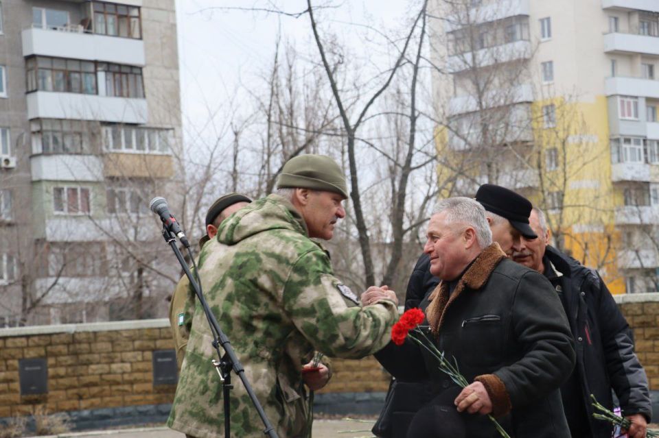 15 ������� - ���� ������ � ���������, ����������� ��������� ���� �� ��������� ���������