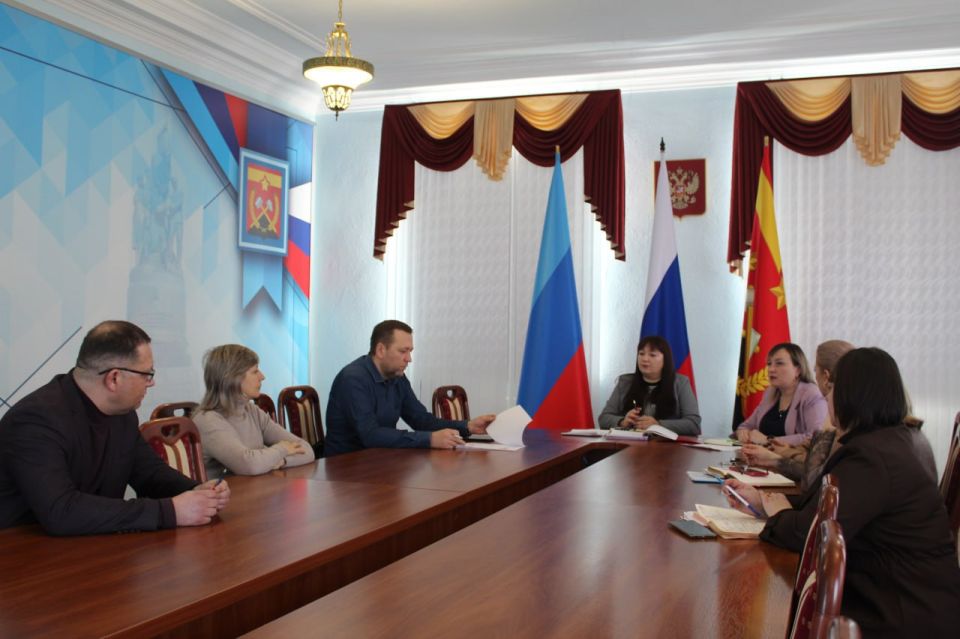 16 февраля в Администрации Краснодонского муниципального округа состоялось заседание муниципальной конкурсной комиссии по проведению конкурсного отбора инициативных проектов