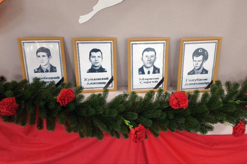 Памятное мероприятие, посвященное воинам-интернационалистам, прошло в Червонопартизанске Памятное мероприятие, посвященное воинам-интернационалистам, прошло в Червонопартизанске