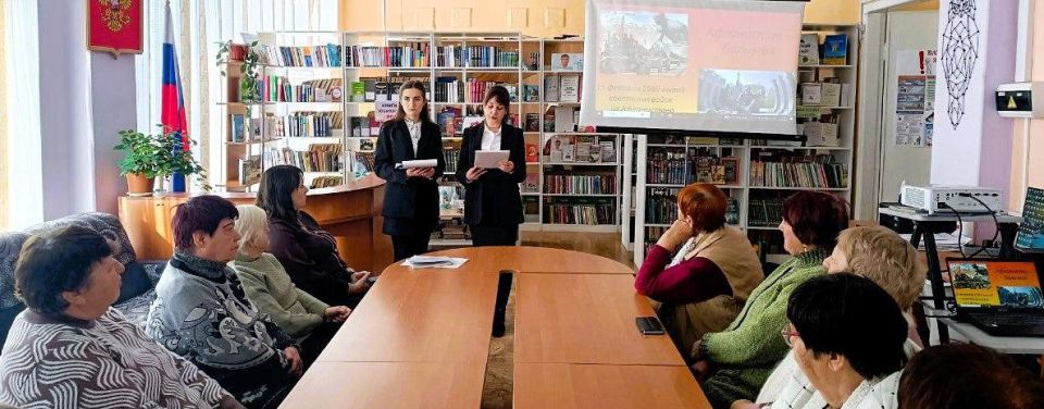 В Центральной библиотеке МБУК «ЦБС Троицкого МО» для слушателей Университета третьего возраста ГБУ ЛНР "Троицкий КЦСОН" прошел час памяти «Афганский ветер: время и память», посвященный 37-й годовщине вывода советских войск... В Центральной библиотеке МБУК «ЦБС Троицкого МО» для слушателей Университета третьего возраста ГБУ ЛНР "Троицкий КЦСОН" прошел час памяти «Афганский ветер: время и память», посвященный 37-й годовщине вывода советских войск...