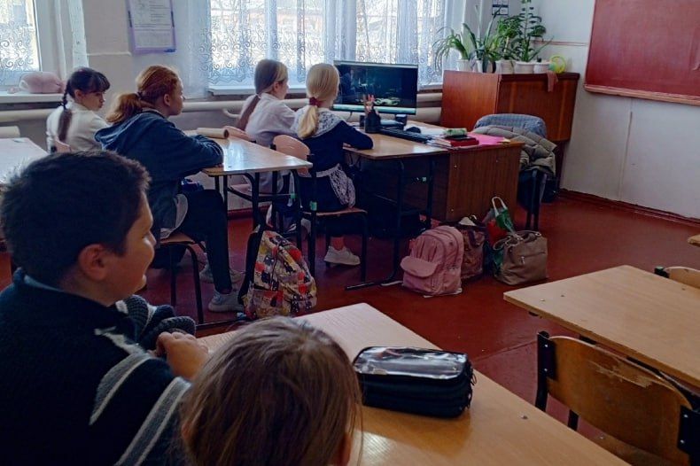 «Их юность, когда –то война опалила» - об оккупации и освобождении Свердловска «Их юность, когда –то война опалила» - об оккупации и освобождении Свердловска