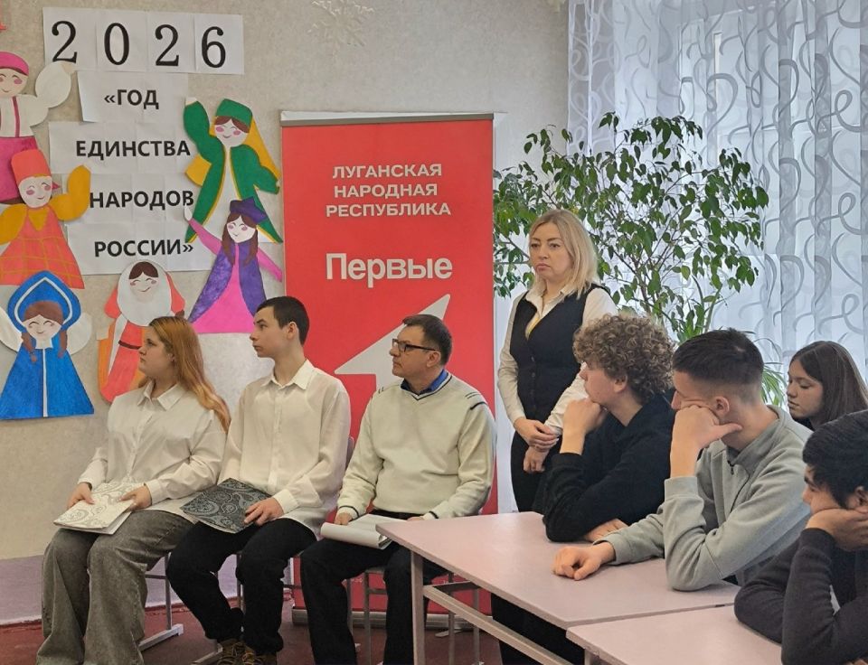 В Лутугинском колледже состоялась встреча с ветераном боевых действий в Афганистане В Лутугинском колледже состоялась встреча с ветераном боевых действий в Афганистане