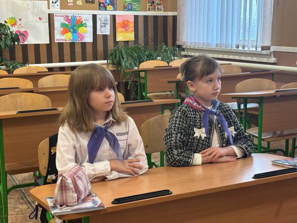 Разговоры о важном»: «Герой из соседнего двора» Разговоры о важном»: «Герой из соседнего двора»