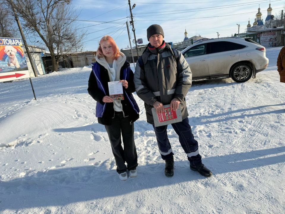 Волонтеры Доброцентра РТЭК провели уличную акцию «Мы против террора!» Волонтеры Доброцентра РТЭК провели уличную акцию «Мы против террора!»