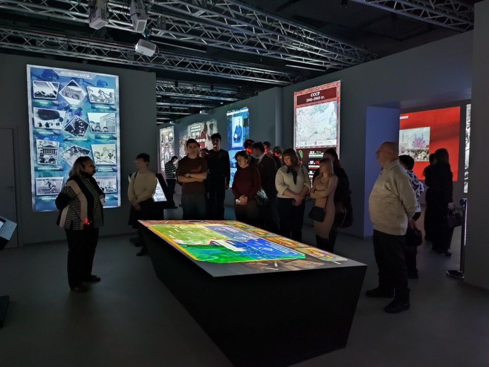 14 февраля на базе мультимедийного исторического парка "Россия - Моя история" в Доме Молодежи состоялся комплекс памятных мероприятий, приуроченный ко Дню освобождения Ворошиловграда 14 февраля на базе мультимедийного исторического парка "Россия - Моя история" в Доме Молодежи состоялся комплекс памятных мероприятий, приуроченный ко Дню освобождения Ворошиловграда