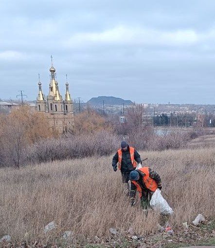 Коммунальными службами проведены работы на территории города Коммунальными службами проведены работы на территории города