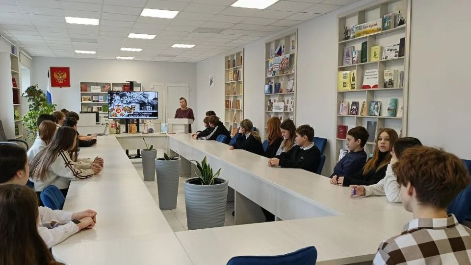 Исторический час «Вспомним тех, кто легендой овен» Исторический час «Вспомним тех, кто легендой овен»