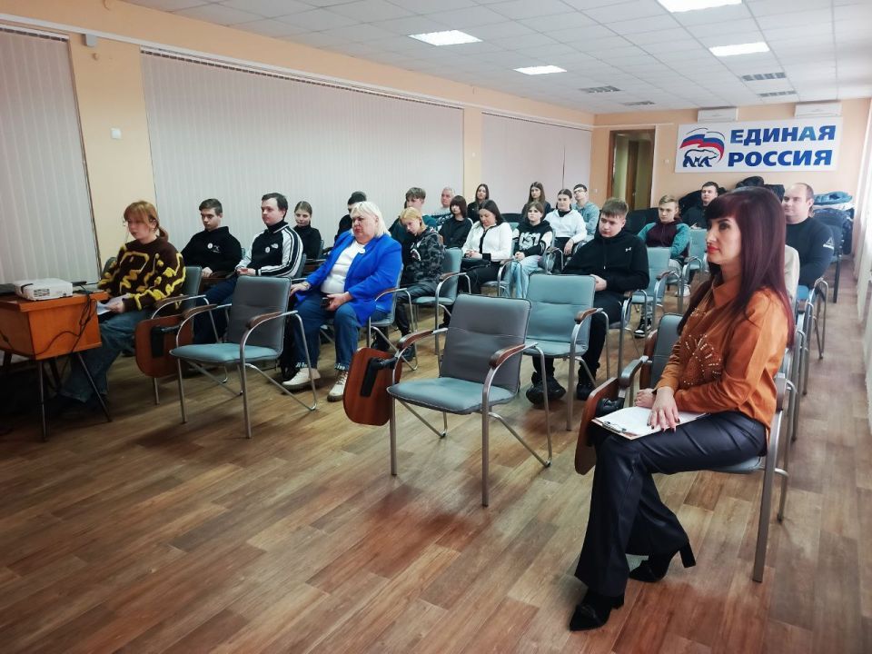 Молодежь против террора. В современном мире, где угроза терроризма остается актуальной, особенно важно формировать у молодого поколения четкое понимание этой проблемы и готовность противостоять ей. Именно с этой целью отдел... Молодежь против террора. В современном мире, где угроза терроризма остается актуальной, особенно важно формировать у молодого поколения четкое понимание этой проблемы и готовность противостоять ей. Именно с этой целью отдел...