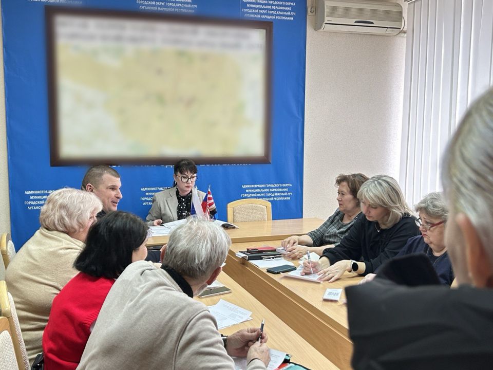 17 февраля заместитель Главы Администрации городского округа муниципальное образование городской округ город Красный Луч Елена Чуприна провела личный прием граждан 17 февраля заместитель Главы Администрации городского округа муниципальное образование городской округ город Красный Луч Елена Чуприна провела личный прием граждан