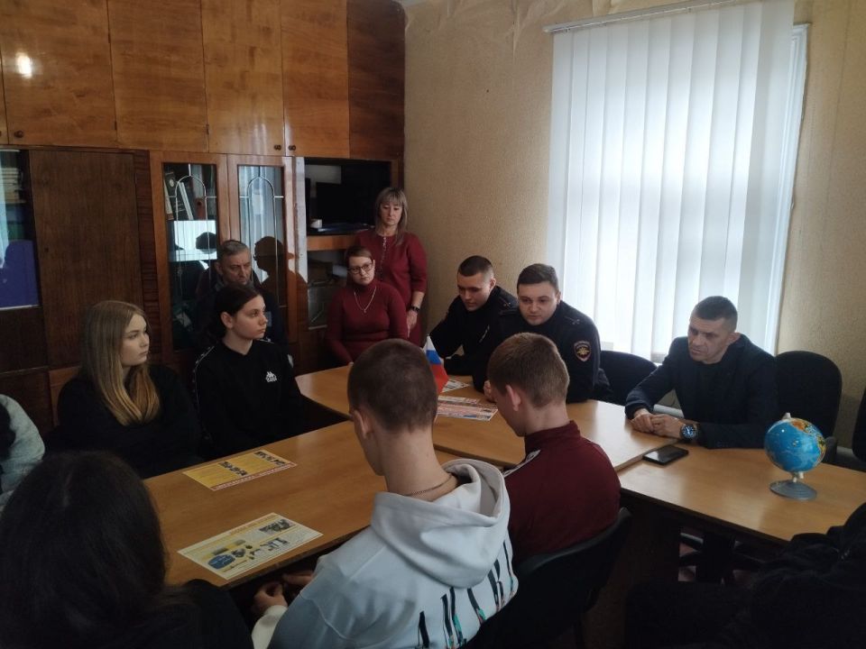 Андрей Рубанцов: В городском округе, по моему поручению, сотрудники и отдела чрезвычайных ситуаций, охраны труда и окружающей природной среды Администрации городского округа совместно с работниками отделов жизнеобеспечения...