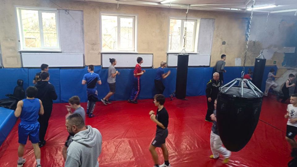 В МБУ ДО «РСШ» прошел мастер-класс по боксу, посвященный 37-й годовщине вывода войск из Афганистана В МБУ ДО «РСШ» прошел мастер-класс по боксу, посвященный 37-й годовщине вывода войск из Афганистана