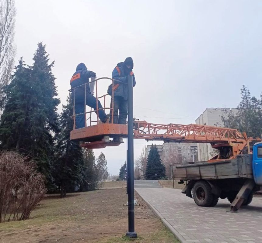 Коммунальными службами проведены работы на территории города Коммунальными службами проведены работы на территории города