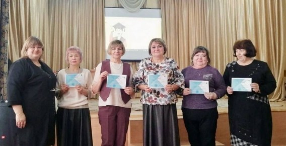 Профессиональный диалог: учителя Меловского МО поделились опытом на региональном семинаре