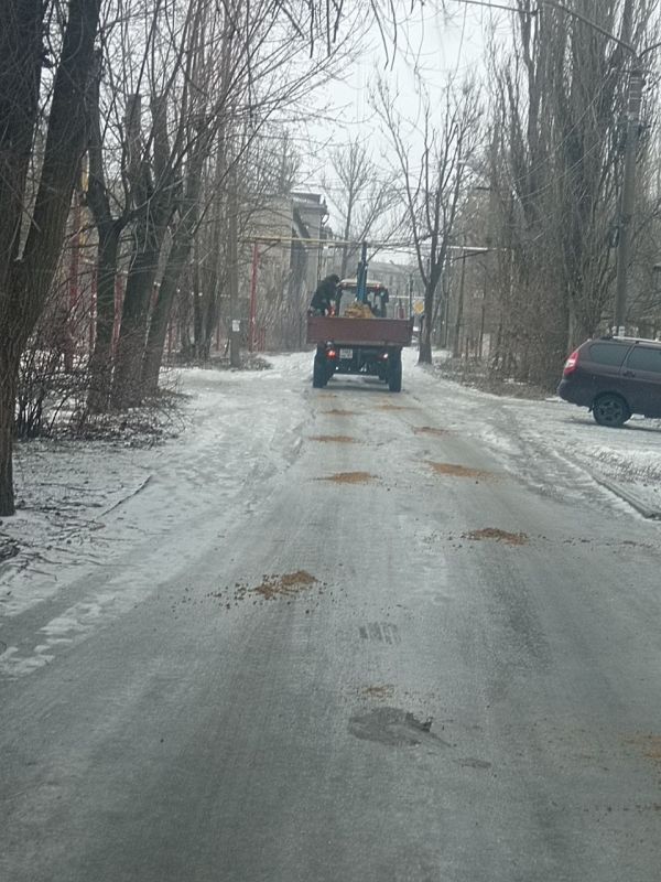 В условиях ухудшения погодных условий и образования наледи, коммунальные службы Свердловского муниципального округа переведены в режим усиленной работы В условиях ухудшения погодных условий и образования наледи, коммунальные службы Свердловского муниципального округа переведены в режим усиленной работы