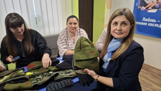 В преддверии Дня защитника Отечества, муниципальным координатором парт проекта «Женское движение Единая Россия» Натальей Стариковой организован мастер-класс «Вышивка эмблемы»