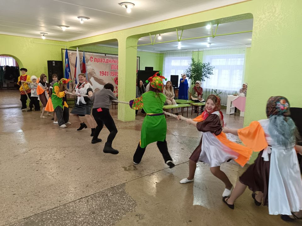 В пгт Новодарьевка прошло незабываемое театрализованное представление «Ай да, Масленица!» В пгт Новодарьевка прошло незабываемое театрализованное представление «Ай да, Масленица!»