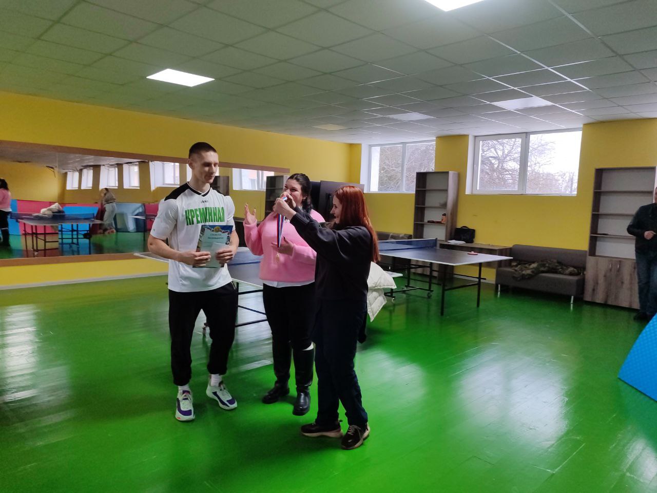 Вячеслав Третьяков: В стенах МБУ ДО Кременского МО "Кременская спортивная школа" с успехом прошел захватывающий турнир по настольному теннису, посвященный Дню защитника Отечества! Это спортивное событие объединило всех... Вячеслав Третьяков: В стенах МБУ ДО Кременского МО "Кременская спортивная школа" с успехом прошел захватывающий турнир по настольному теннису, посвященный Дню защитника Отечества! Это спортивное событие объединило всех...