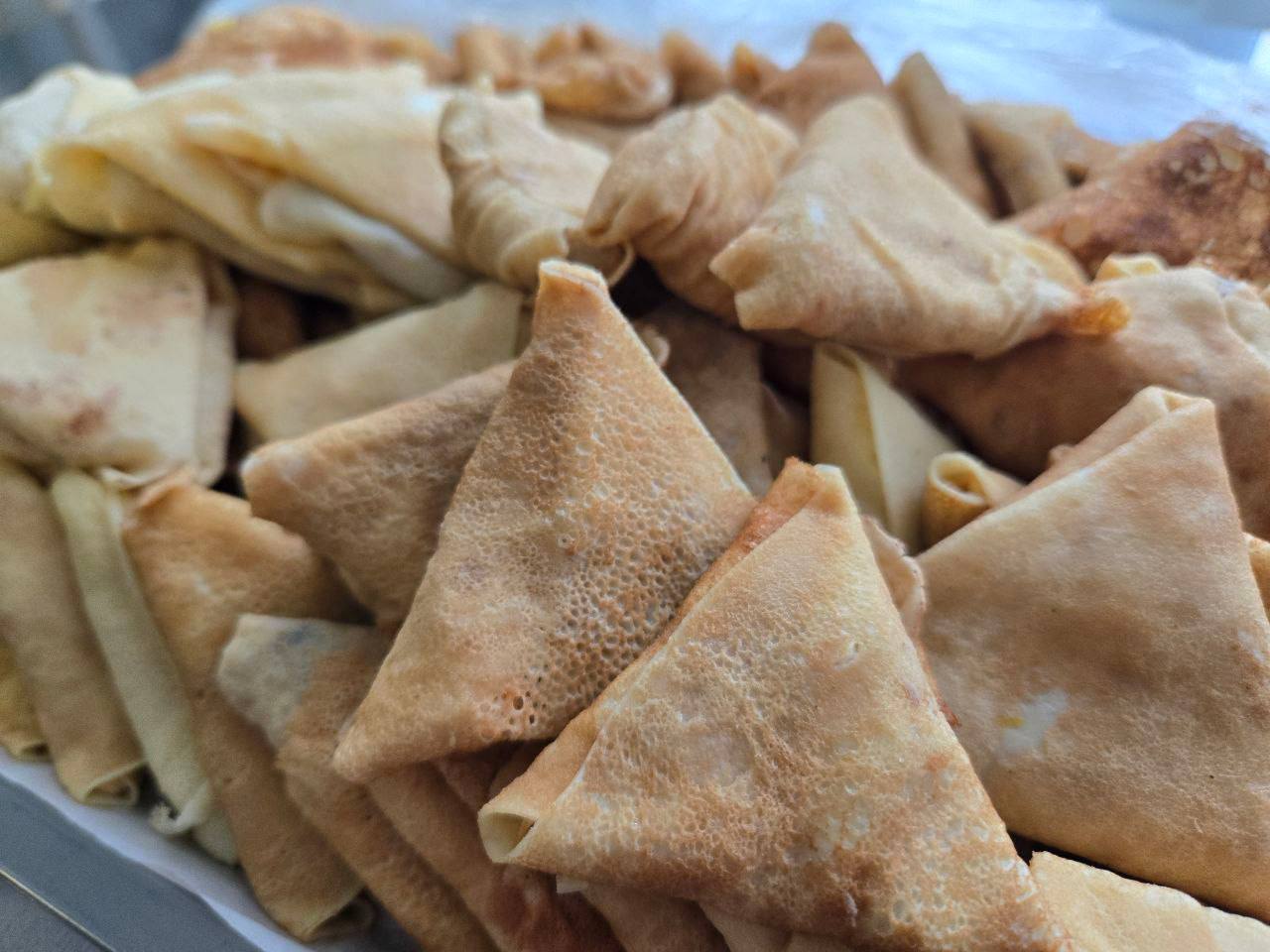 Белокуракинские предприниматели и студенты испекли блины для участников СВО Белокуракинские предприниматели и студенты испекли блины для участников СВО