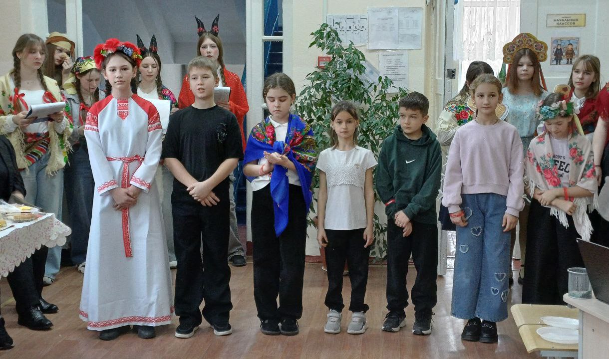 В школе №10 посёлка городского типа Дубовский состоялось мероприятие, посвященное празднованию Широкой Масленицы В школе №10 посёлка городского типа Дубовский состоялось мероприятие, посвященное празднованию Широкой Масленицы