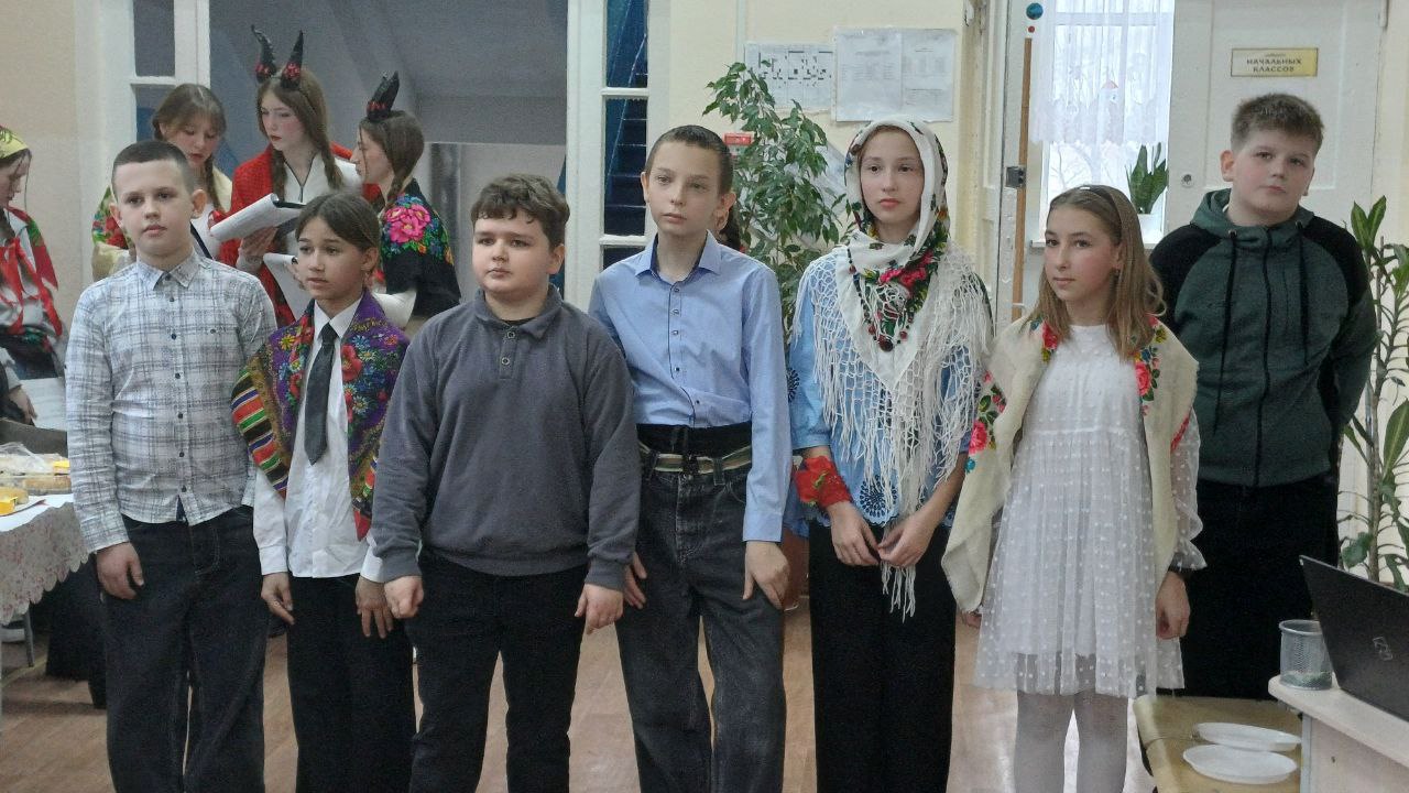 В школе №10 посёлка городского типа Дубовский состоялось мероприятие, посвященное празднованию Широкой Масленицы В школе №10 посёлка городского типа Дубовский состоялось мероприятие, посвященное празднованию Широкой Масленицы