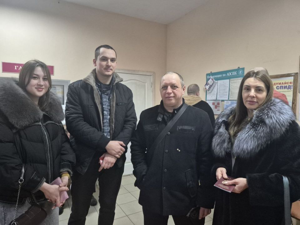 Акция «ZА наших» в Алчевске Акция «ZА наших» в Алчевске