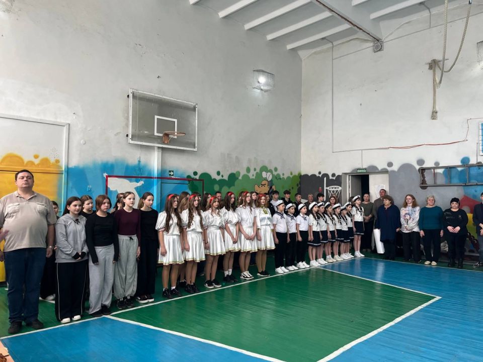 Накануне Дня защитника Отечества в ГБОУ ЛНР «Беловодский лицей «Лидер» прошёл военно-спортивный конкурс «А ну-ка, парни!» среди 9-11 классов Накануне Дня защитника Отечества в ГБОУ ЛНР «Беловодский лицей «Лидер» прошёл военно-спортивный конкурс «А ну-ка, парни!» среди 9-11 классов
