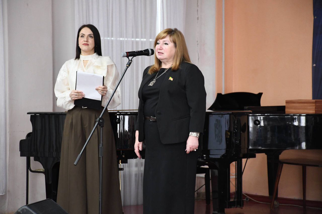 Сергей Колягин: В Детской школе искусств города Первомайска прошёл замечательный мини-концерт, посвящённый Дню защитника Отечества Сергей Колягин: В Детской школе искусств города Первомайска прошёл замечательный мини-концерт, посвящённый Дню защитника Отечества