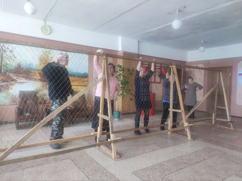 Единороссы провели мастер-классы по изготовлению маскировочных сетей в рамках акции «Zа Победу» Единороссы провели мастер-классы по изготовлению маскировочных сетей в рамках акции «Zа Победу»