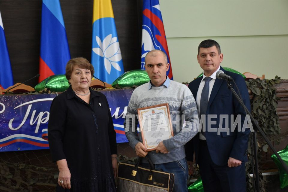 Защитников Отечества чествовали в Антраците Защитников Отечества чествовали в Антраците