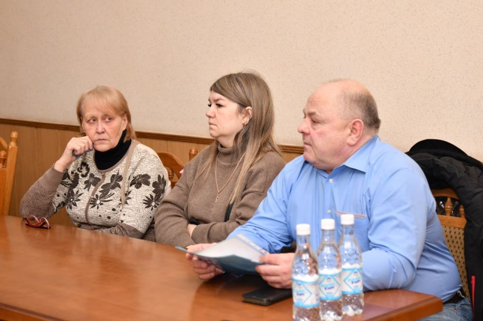 Провели встречу с 3 семьями участников СВО Провели встречу с 3 семьями участников СВО