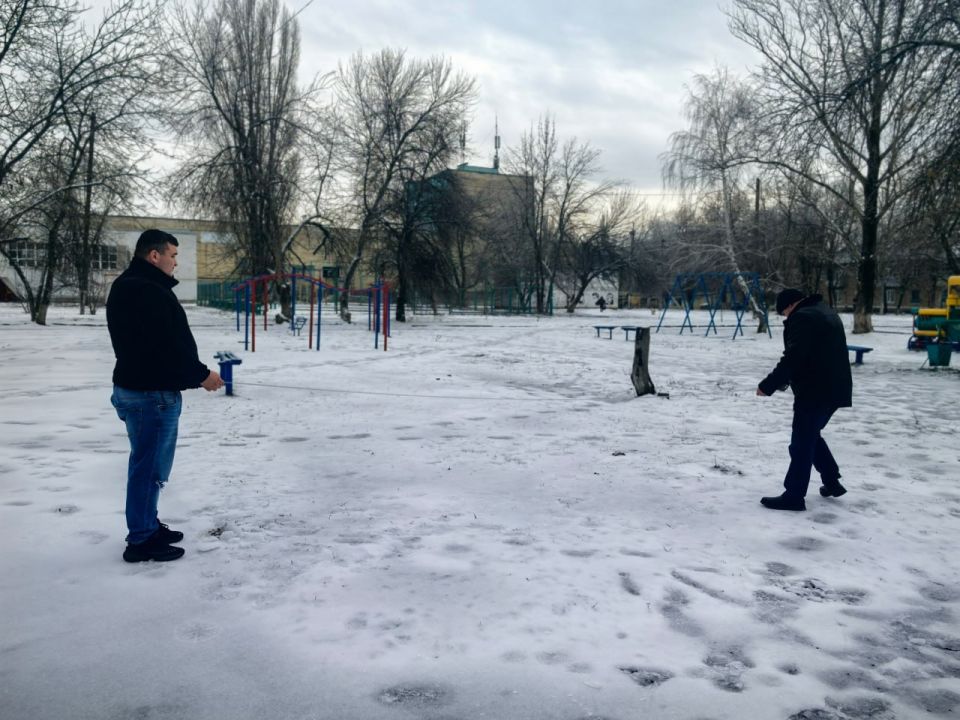 Сегодня в городе Суходольске, в сквере Ташлыкова, состоялось собрание инициативной группы граждан Сегодня в городе Суходольске, в сквере Ташлыкова, состоялось собрание инициативной группы граждан